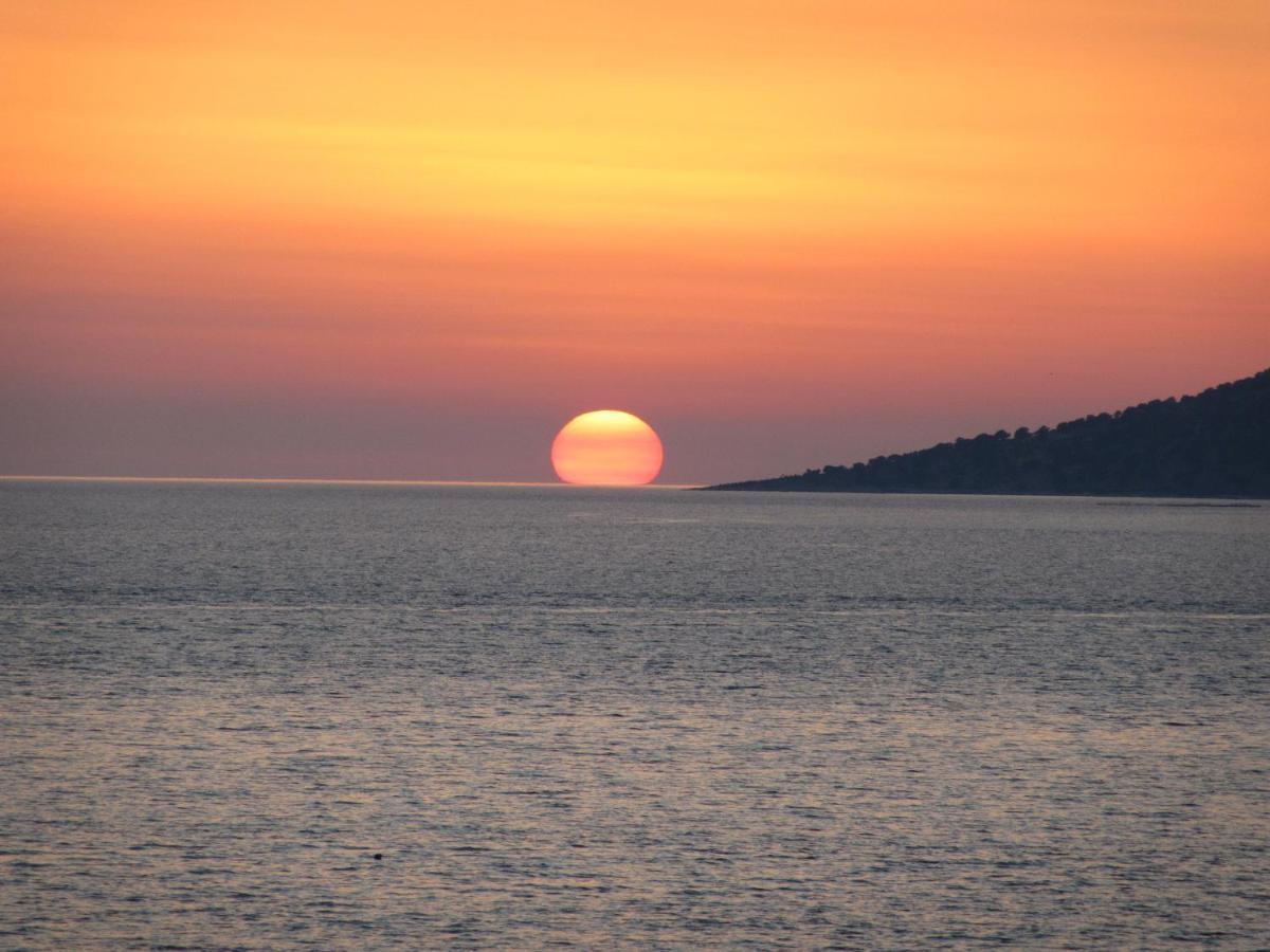 Amazing Sea City View Apartment Sarandë Esterno foto