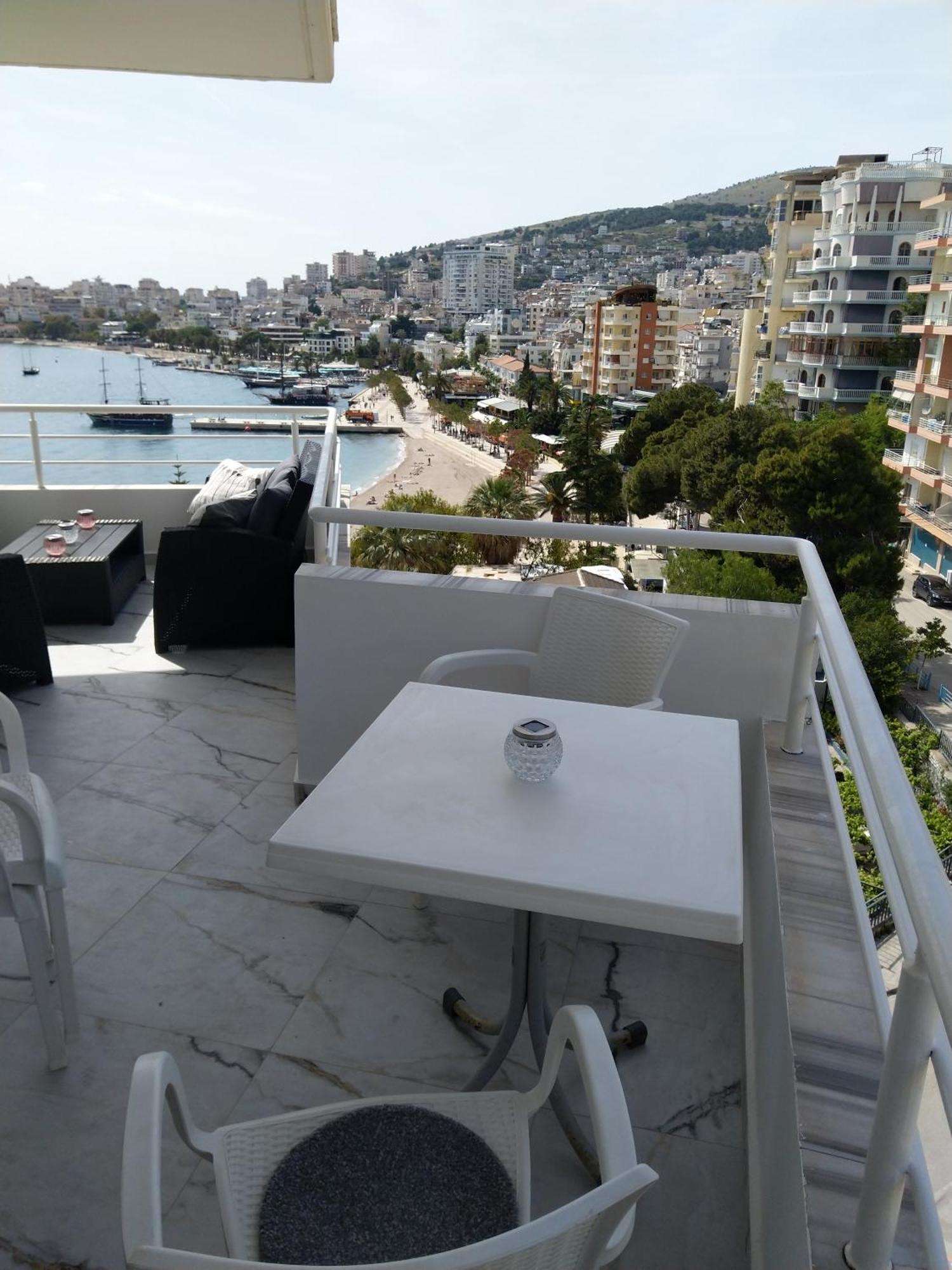 Amazing Sea City View Apartment Sarandë Esterno foto